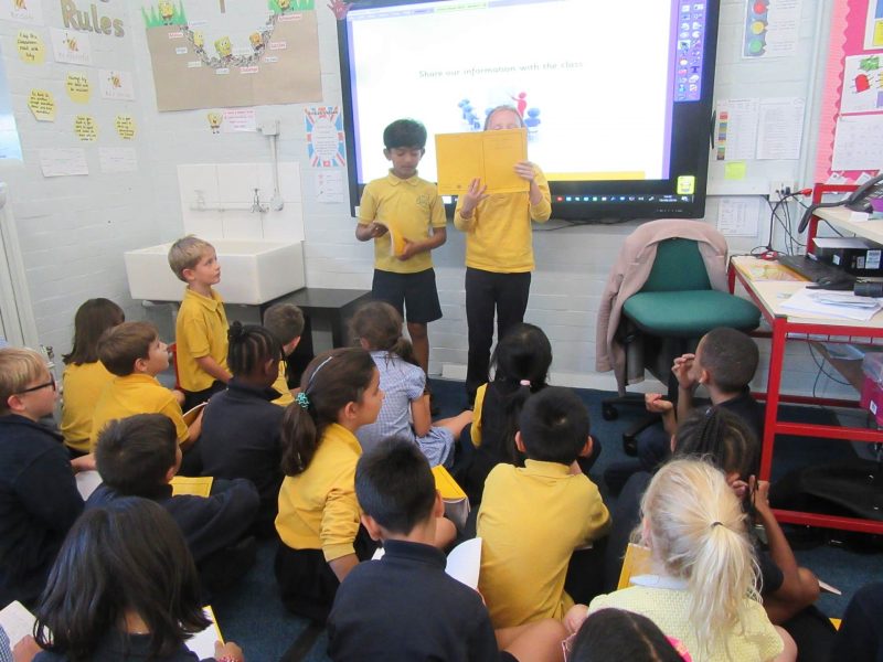 Y3 presenting research facts in Active Planet.