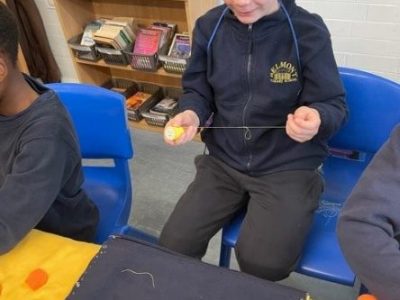Y5_Textiles___Sewing_snoods